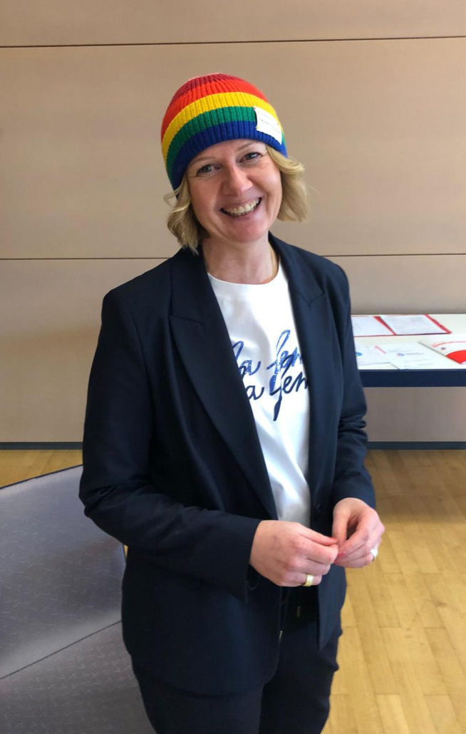 johanna-billing-workshop-job.on_-654x1030