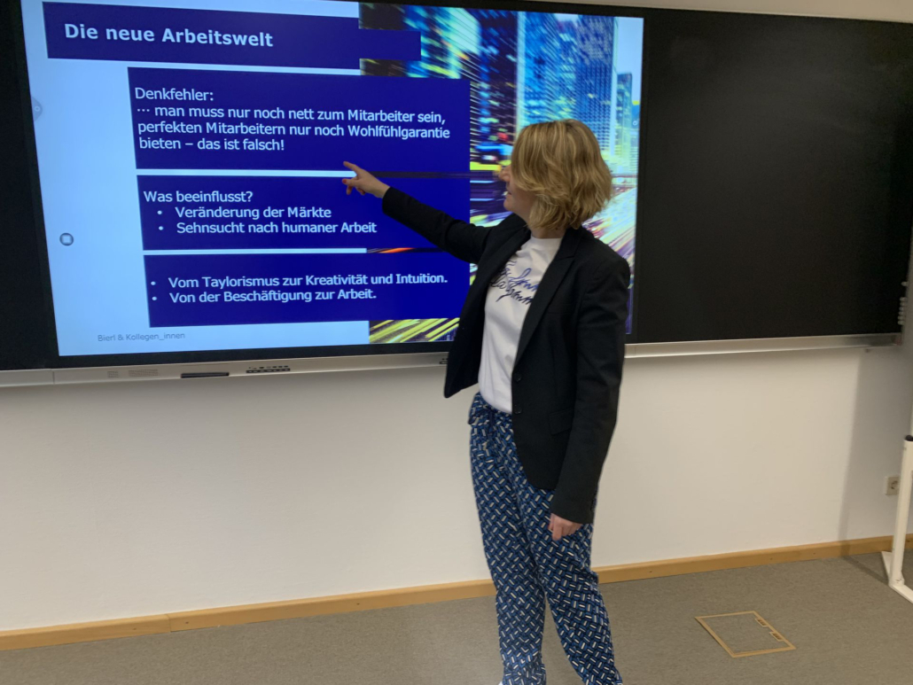 workshop-03-johanna-billing-job-on-1030x773